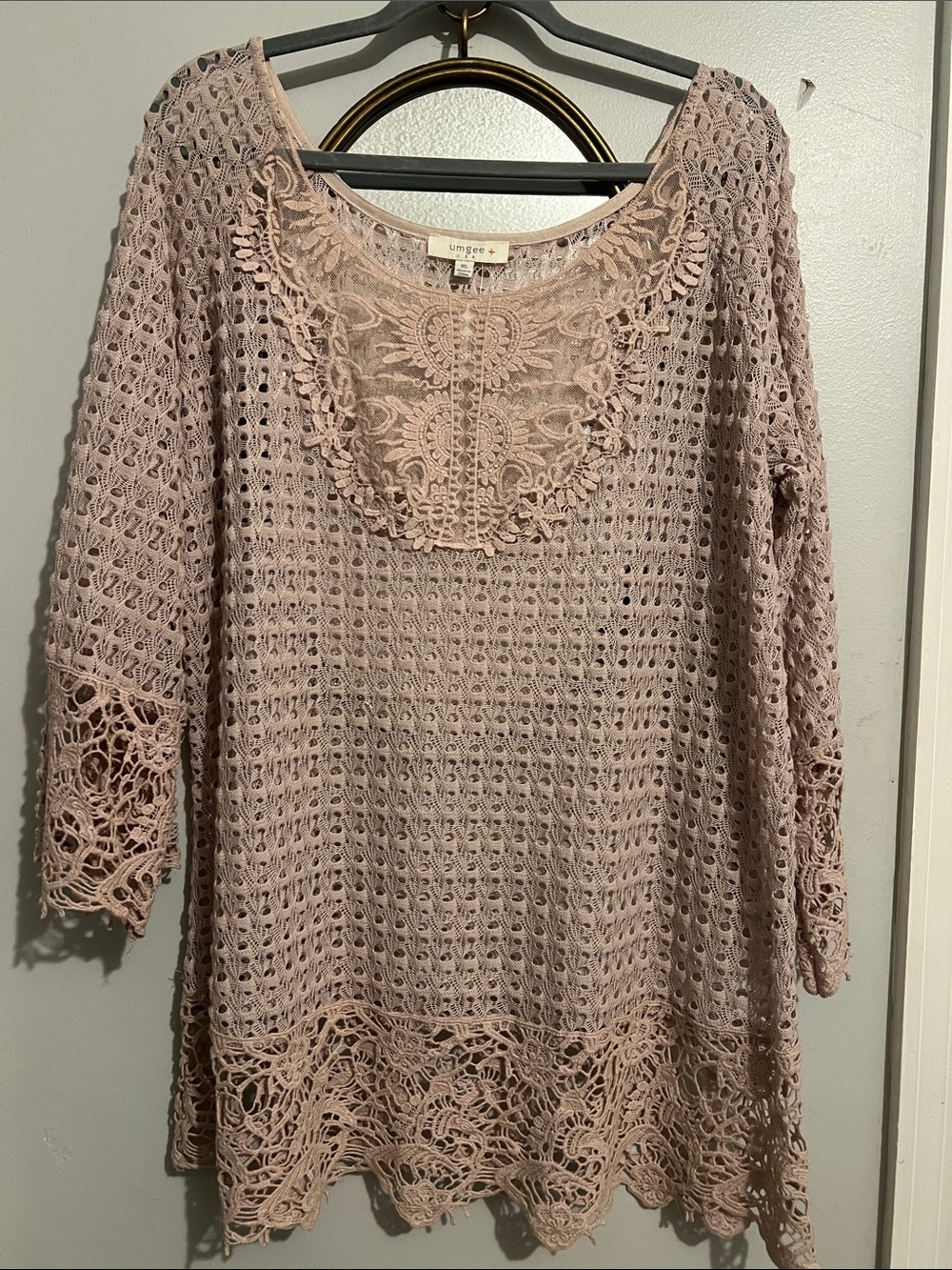 Umgee Crochet Lace Tunic in Dusty Blush - 1x